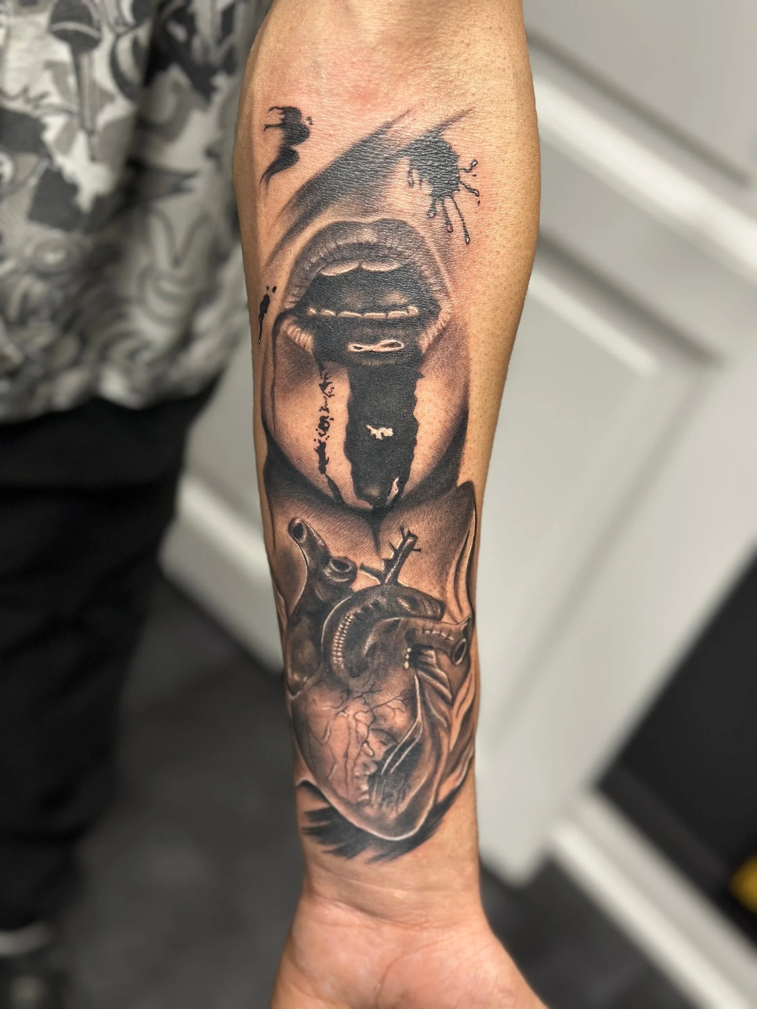 Black & Grey tattoo