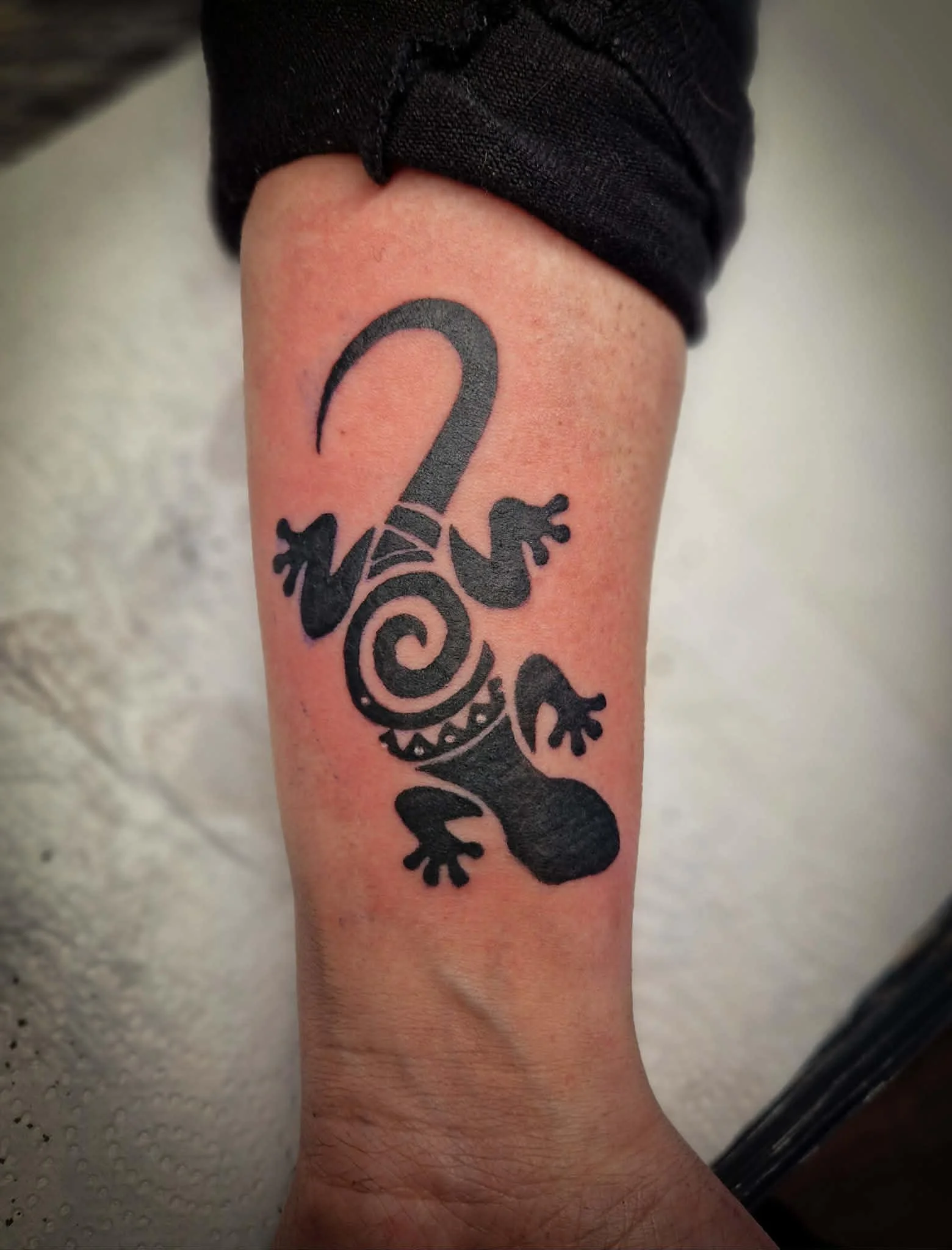 Blackwork tattoo by thulzak