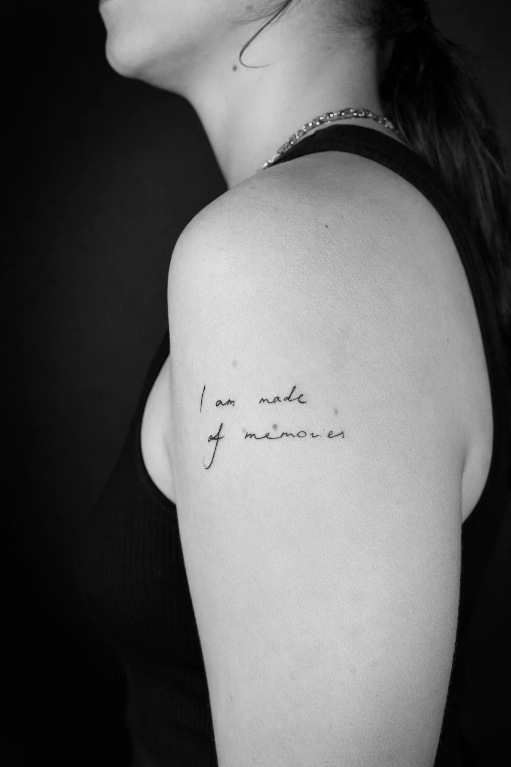 Fine Line tattoo by Alina Amberland