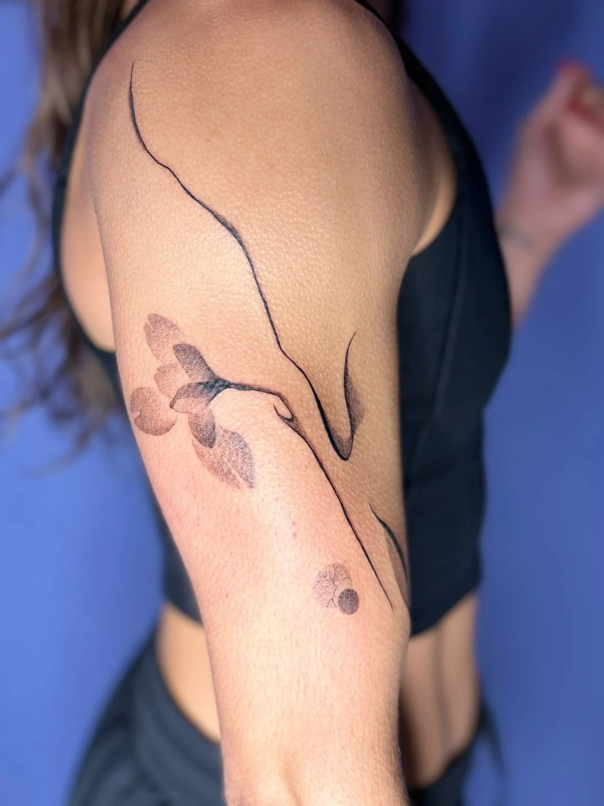 Fine Line tattoo by Barbara Ranz Tattoo