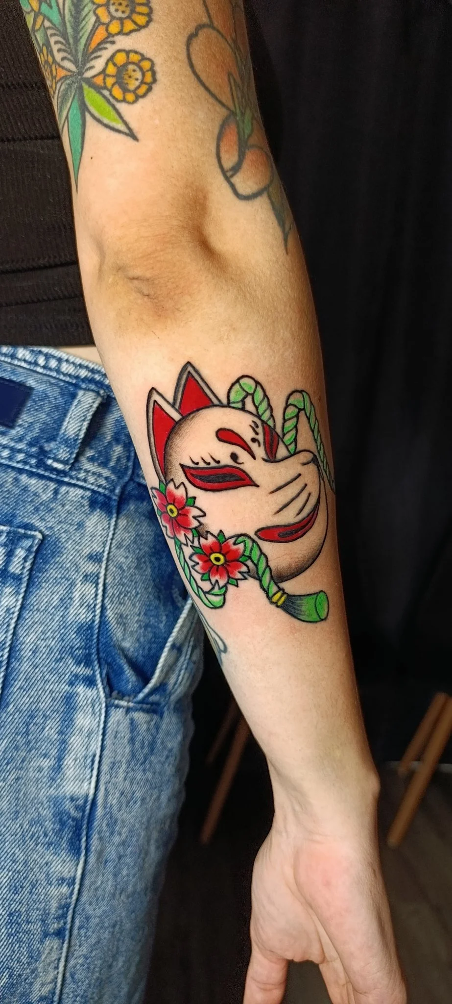 Neo-Traditional tattoo by Rafael Llamozas Duque