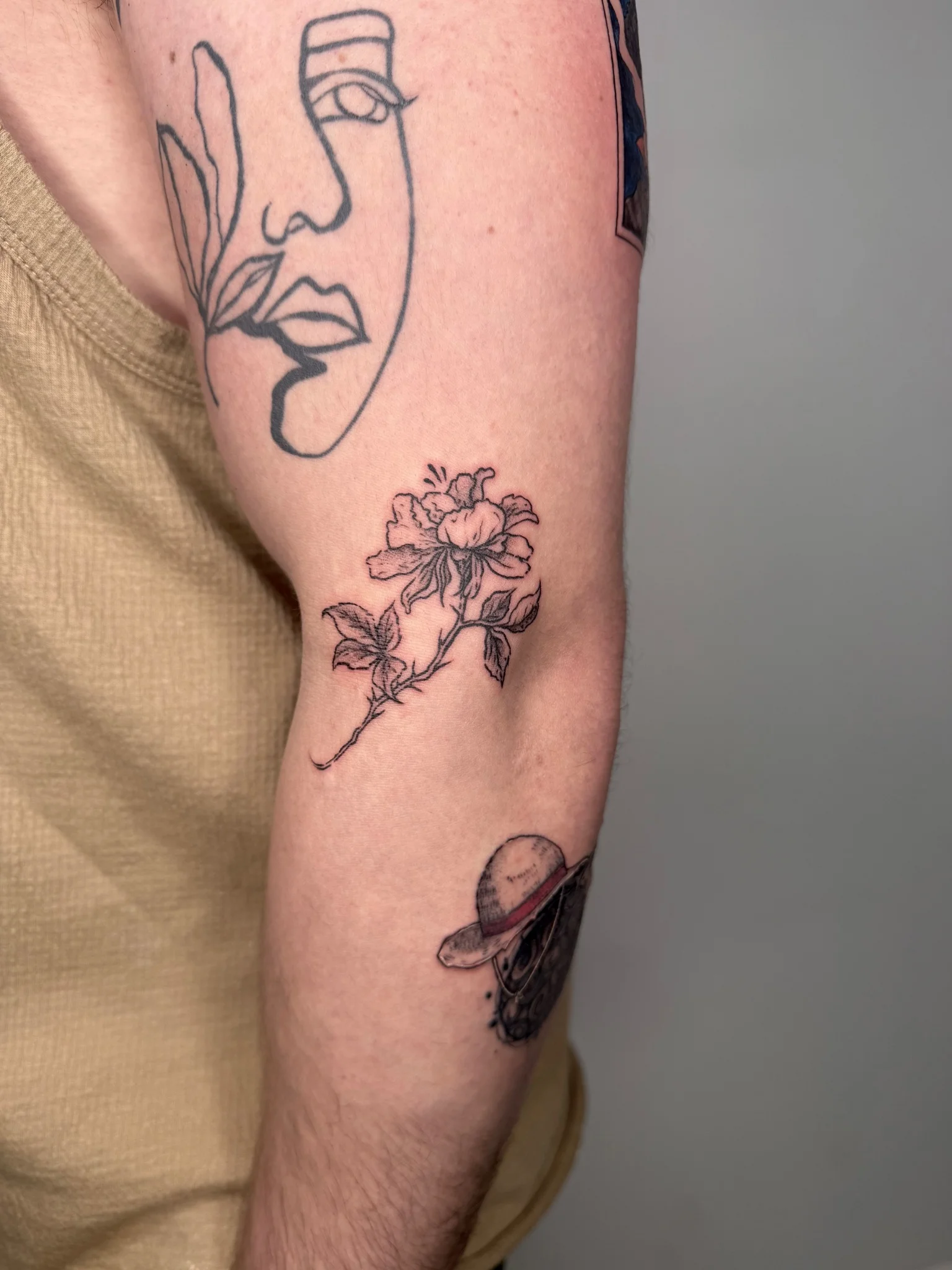Fine Line tattoo