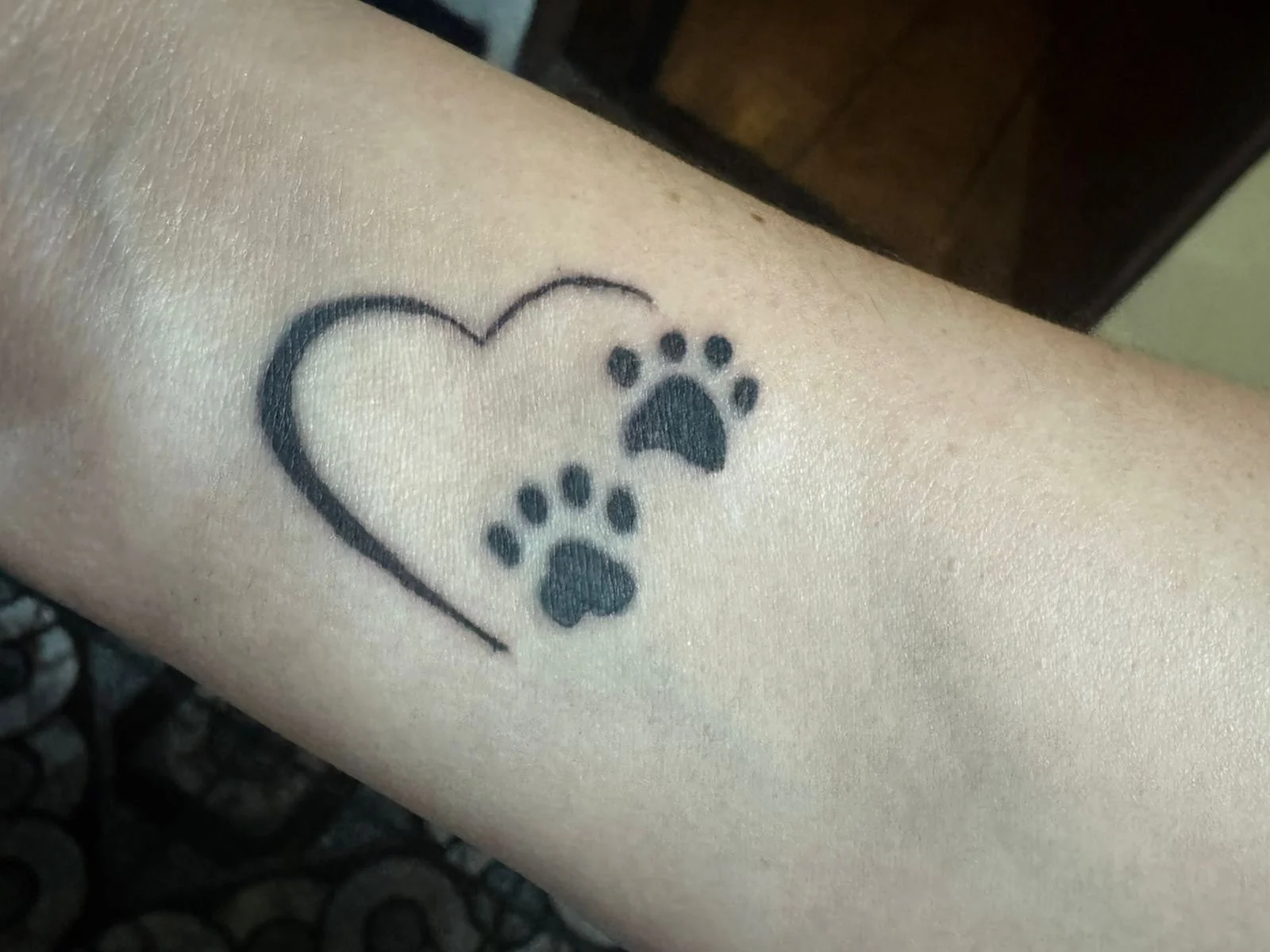 Minimalist tattoo by Alondra_ink