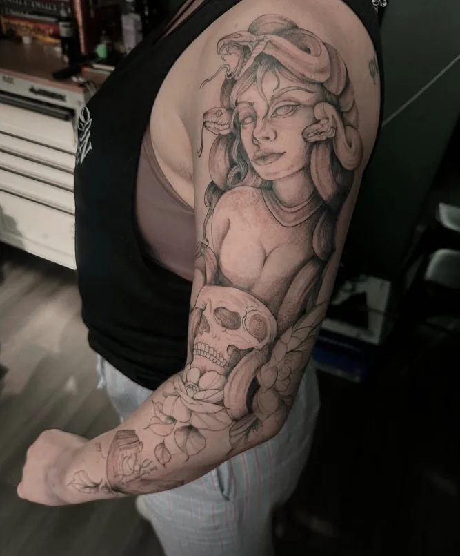 Black & Grey tattoo