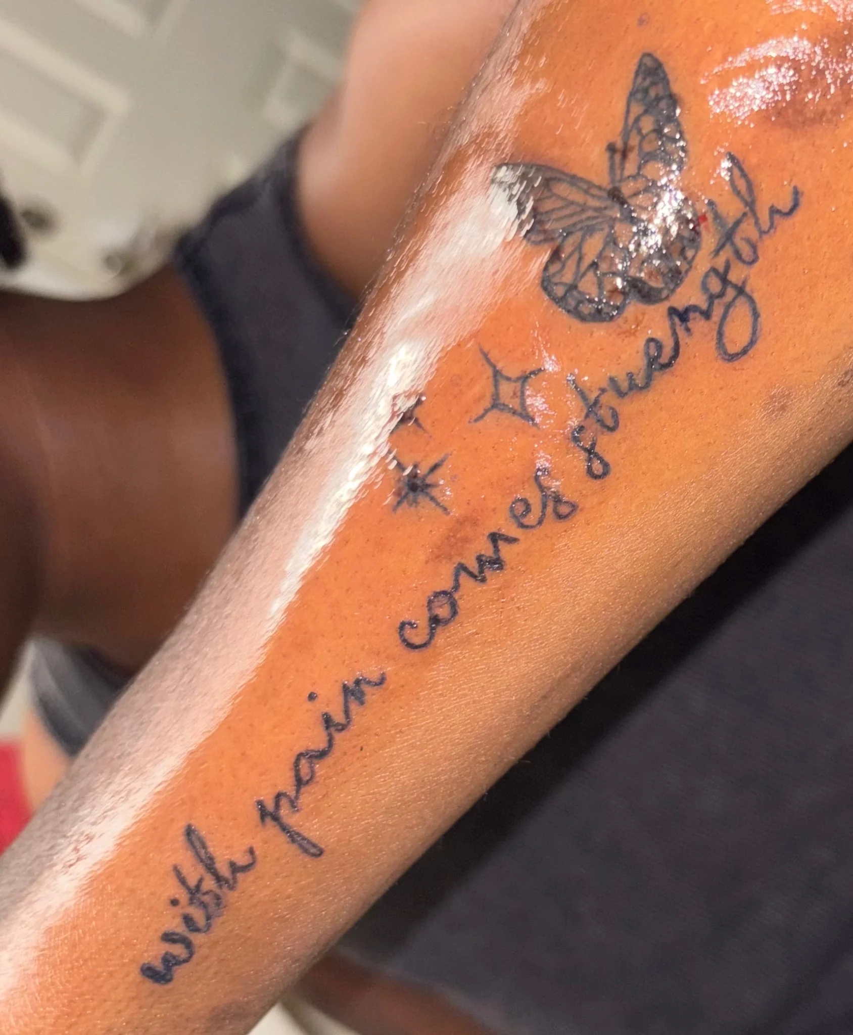 Fine Line tattoo