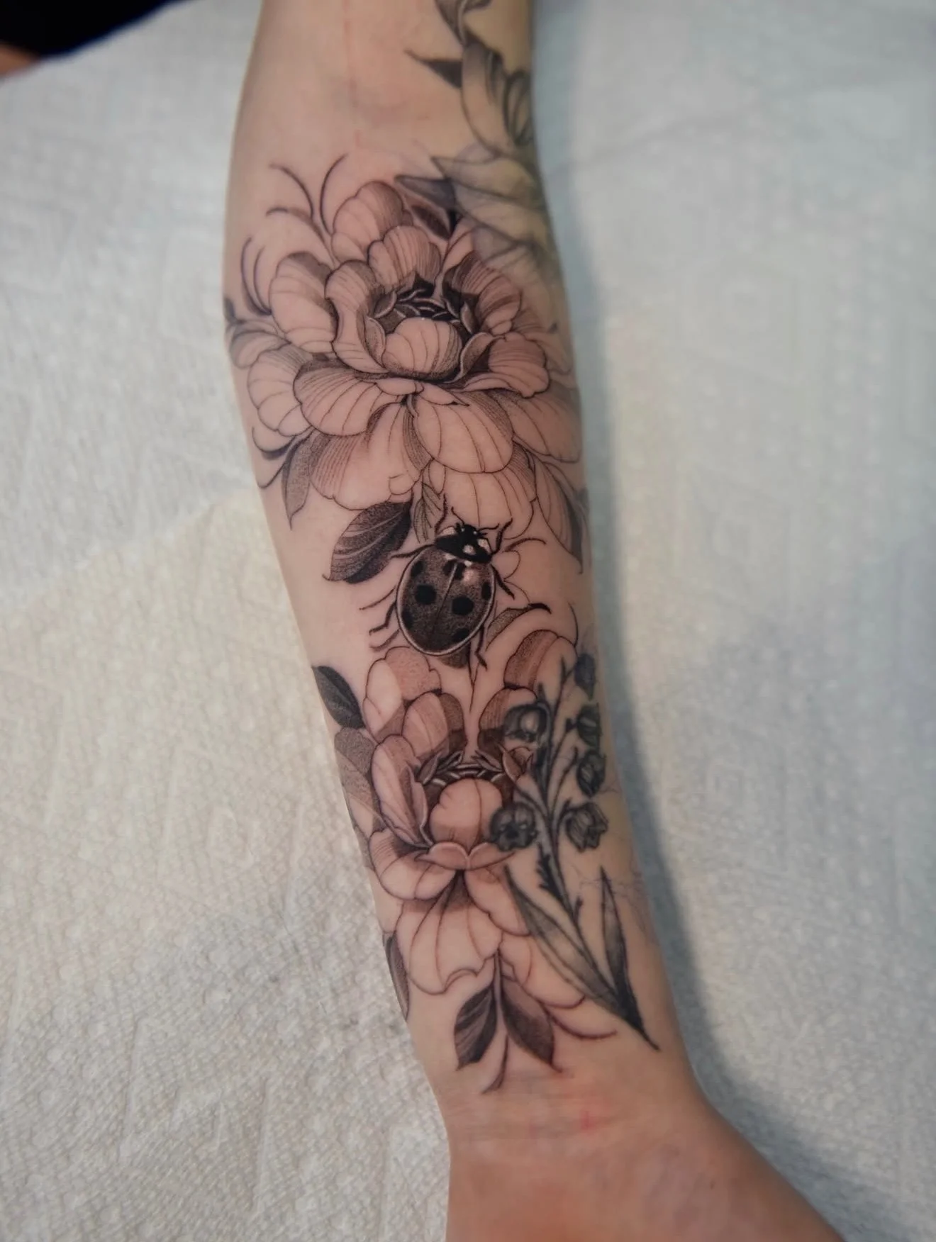 Fine Line tattoo