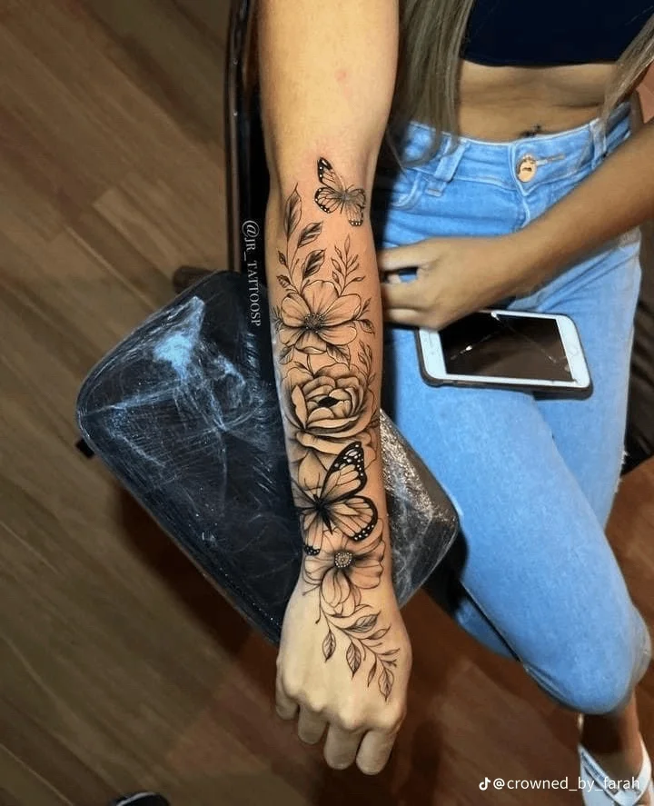 Black & Grey tattoo by Anabella Scarlett