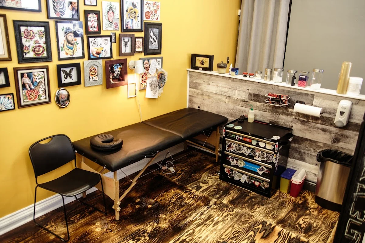 Luck of the Draw Tattoo & Piercing tattoo shop in Oshawa, ON