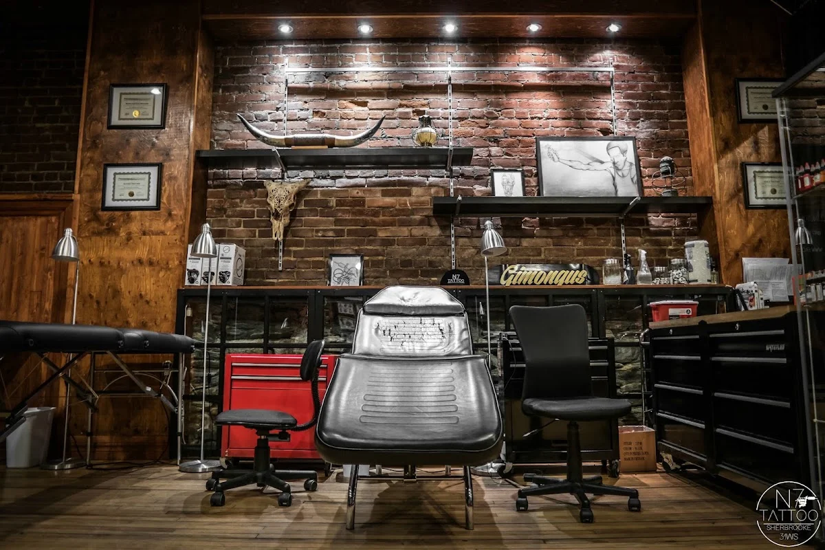 N7 TATTOO tattoo shop in Sherbrooke, QC