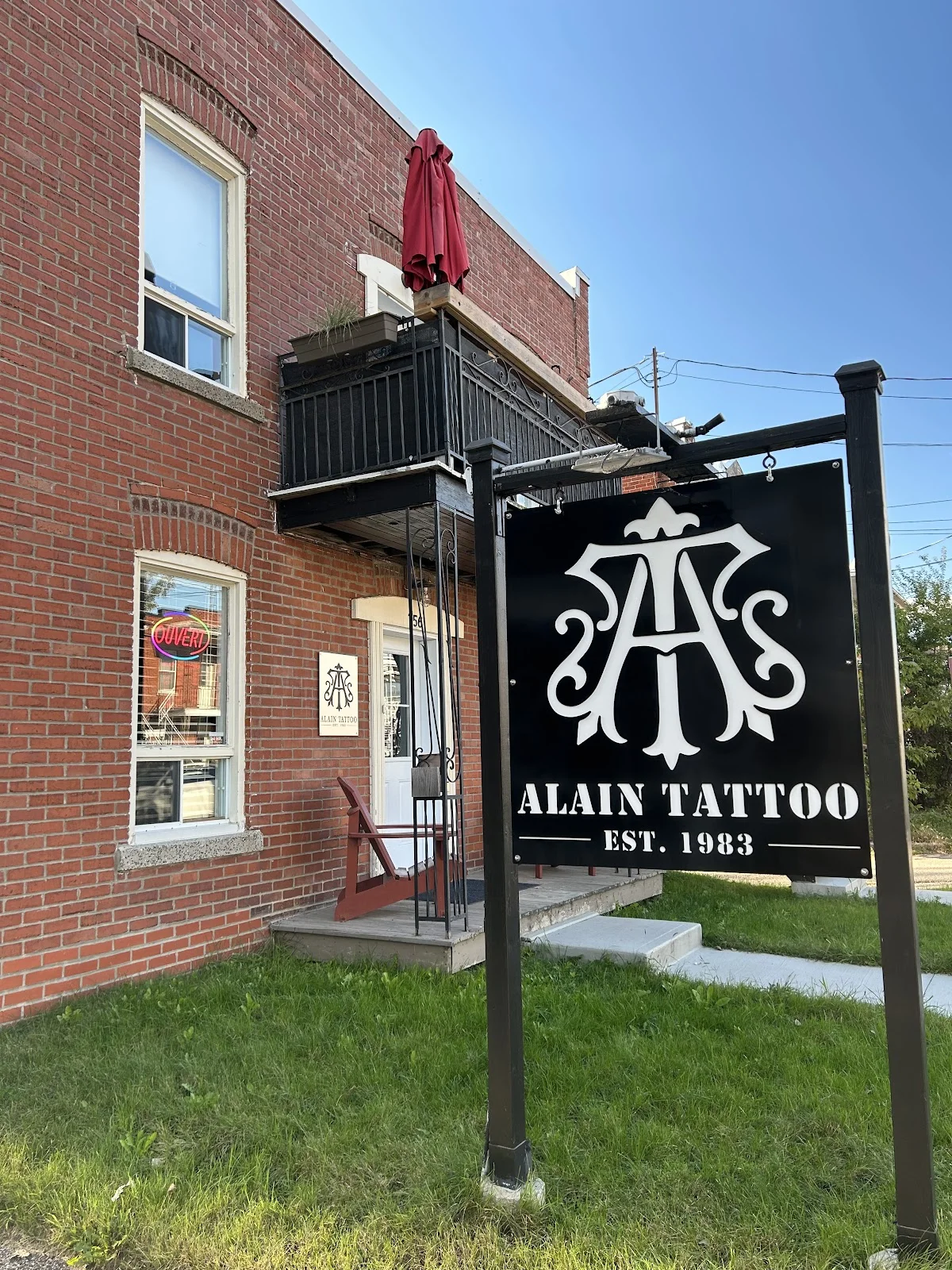 Alain Tattoo tattoo shop in Saint-Jérôme, QC