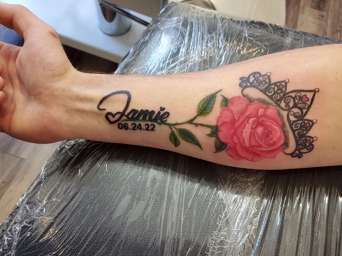 Metamorphosis Tattoos tattoo shop in Lethbridge, AB