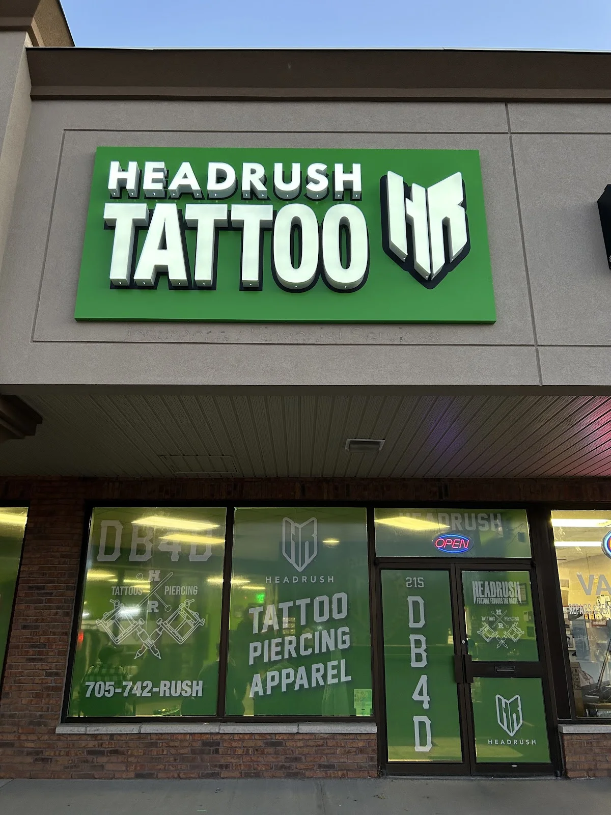 Headrush Tattoo PTBO tattoo shop in Peterborough, ON