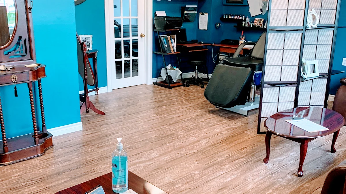 B0RDEL Tattoo tattoo shop in Salaberry-de-Valleyfield, QC