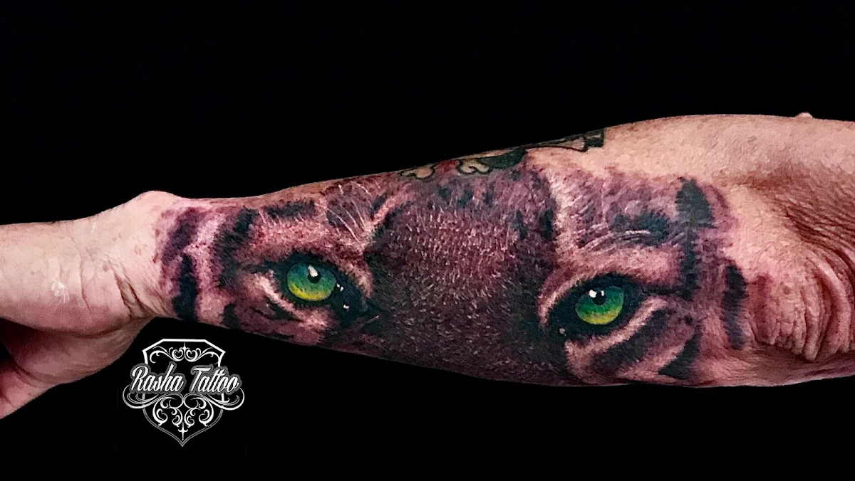 Rasha Tattoo tattoo shop in Penticton, BC