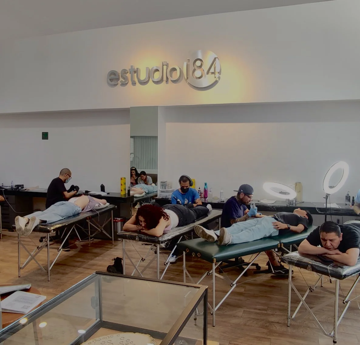 estudio184 piercing and custom tattoo tattoo shop in Mexico City, CDMX