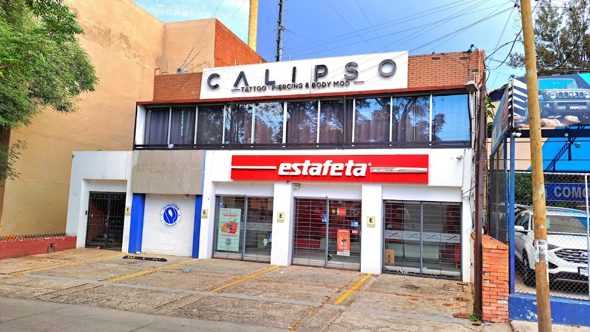 Calipso Tattoo Piercing & Body Mod Guadalajara tattoo shop in Guadalajara, Jal.