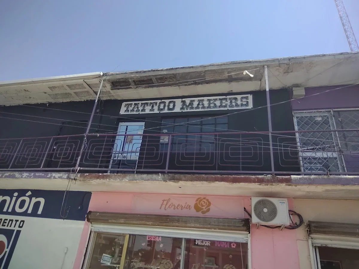 tattoo makers tattoo shop in Juarez, Chih.