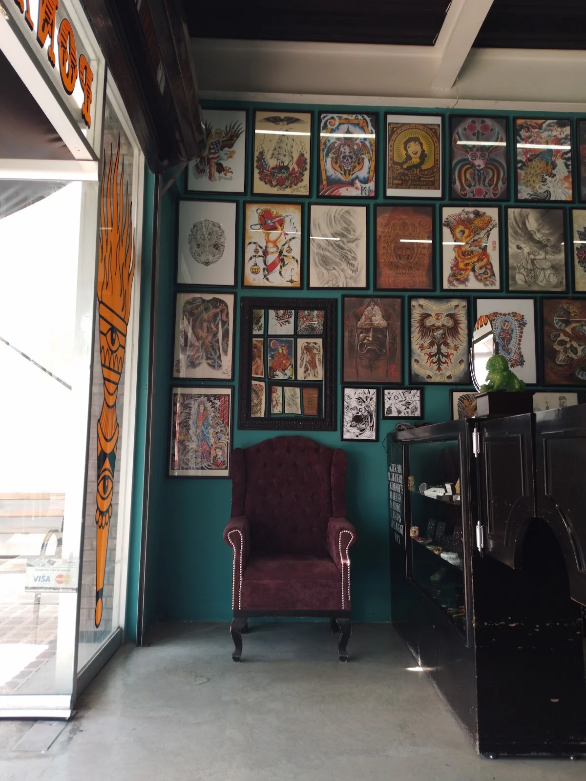 "PONX" LEON MODERNO (Tattoo & Piercing) tattoo shop in Leon de los Aldama, Gto.