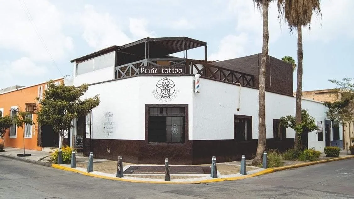 Pride tattoo tattoo shop in Zapopan, Jal.