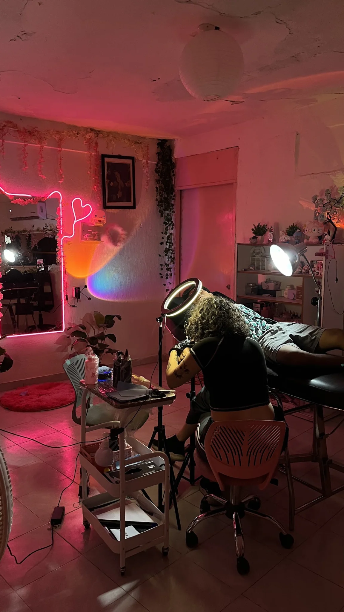 Pink Door tattoo shop in Acapulco de Juarez, Gro.