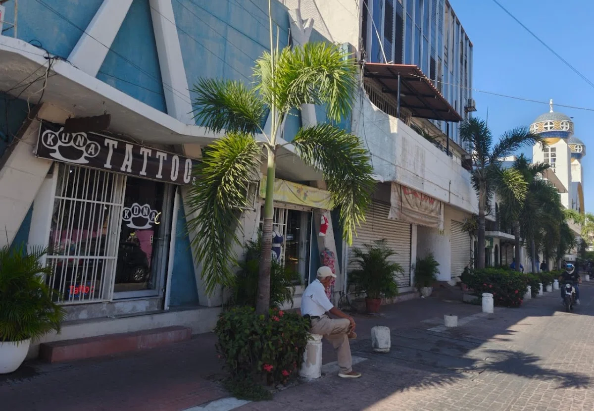 KDNA TATTOO STUDIO tattoo shop in Acapulco de Juarez