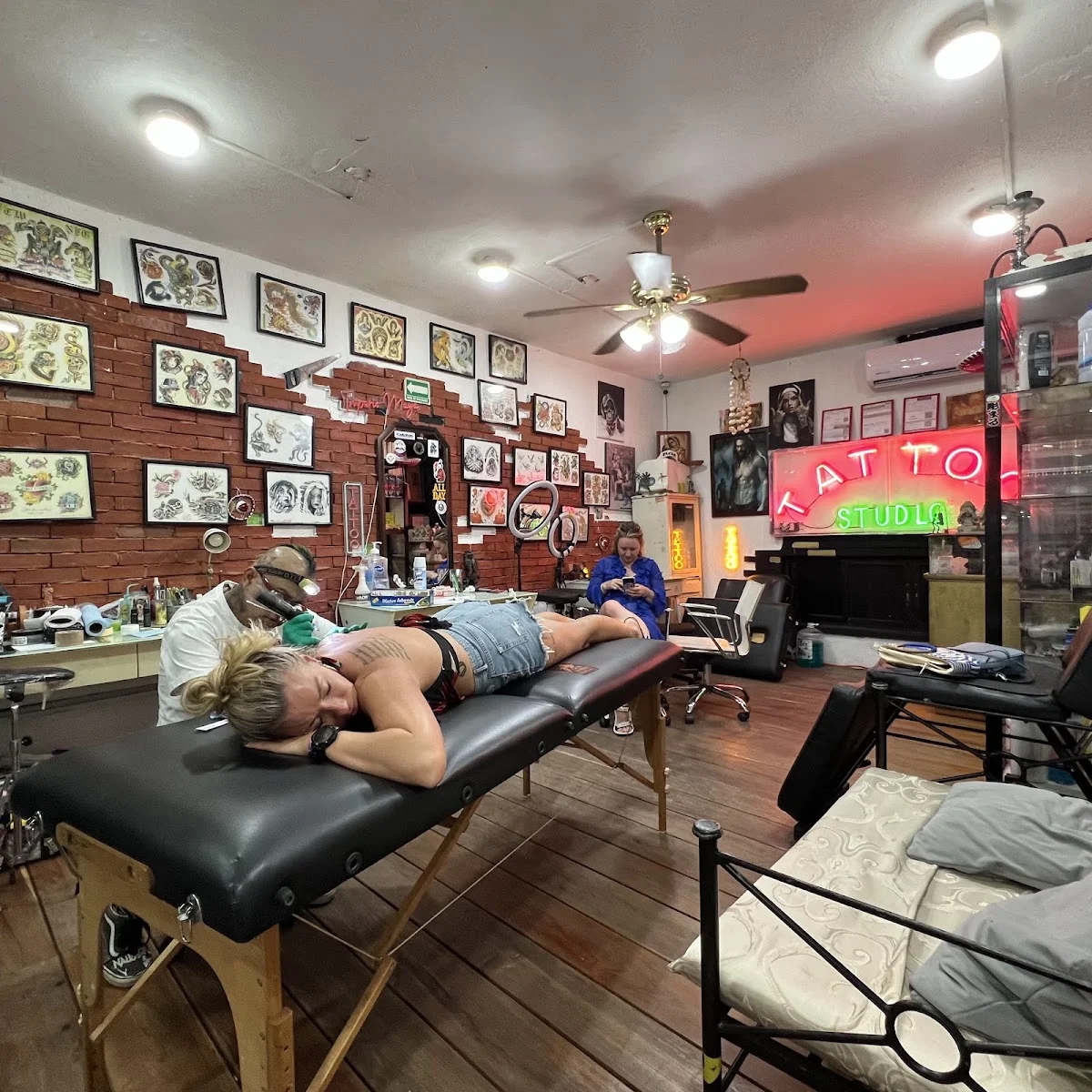 Imperio Maya Tattoo Cancún Beach tattoo shop in Cancun, Q.R.