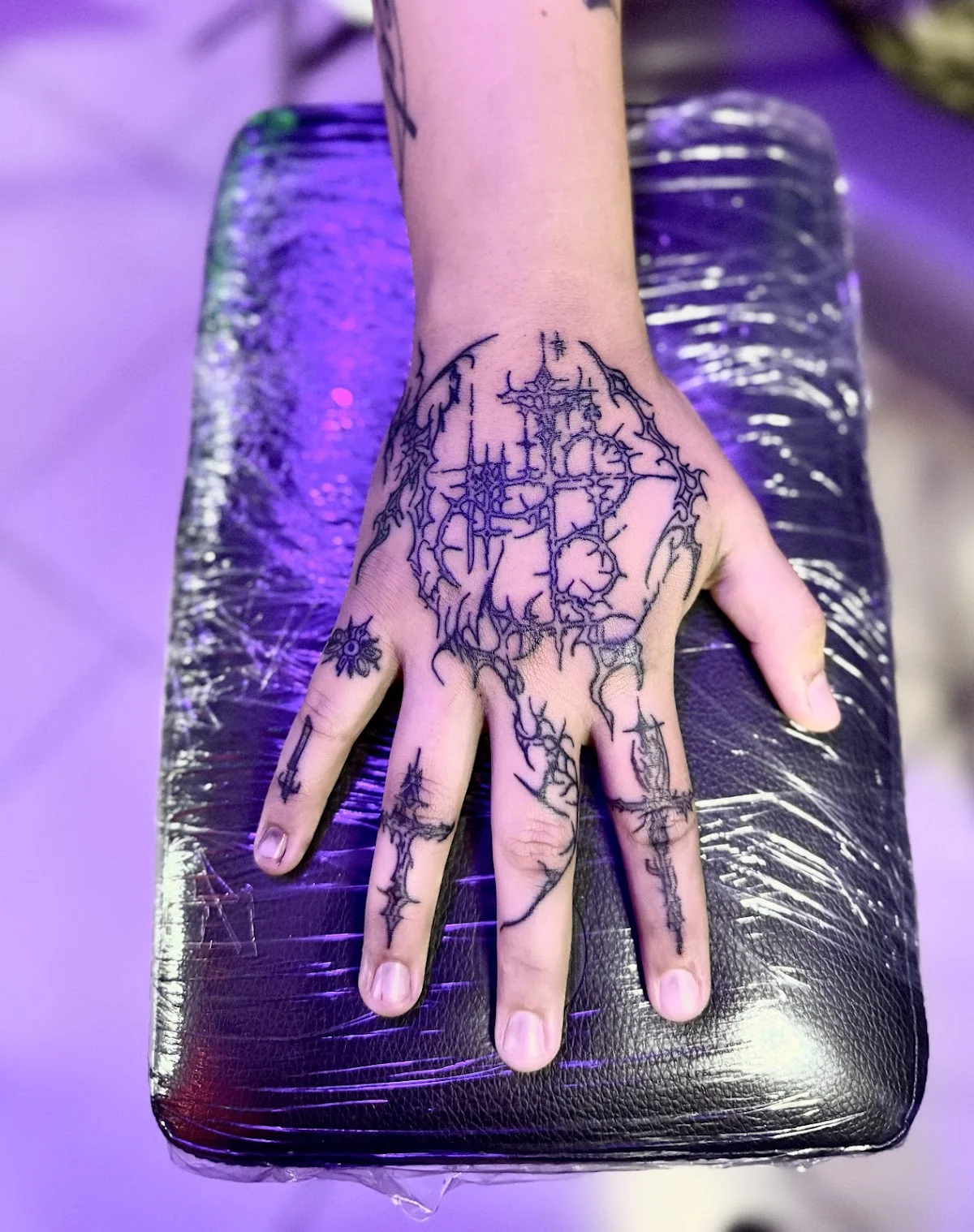 Leiden Tattoos & Piercings tattoo shop in Ciudad Apodaca, N.L.