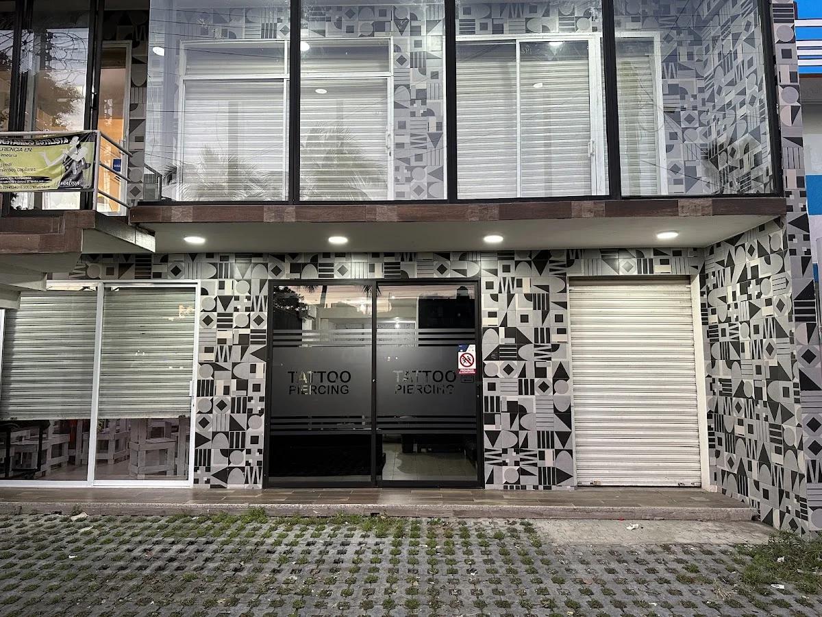 TATTOO STUDIO BLACK tattoo shop in Veracruz, Ver.