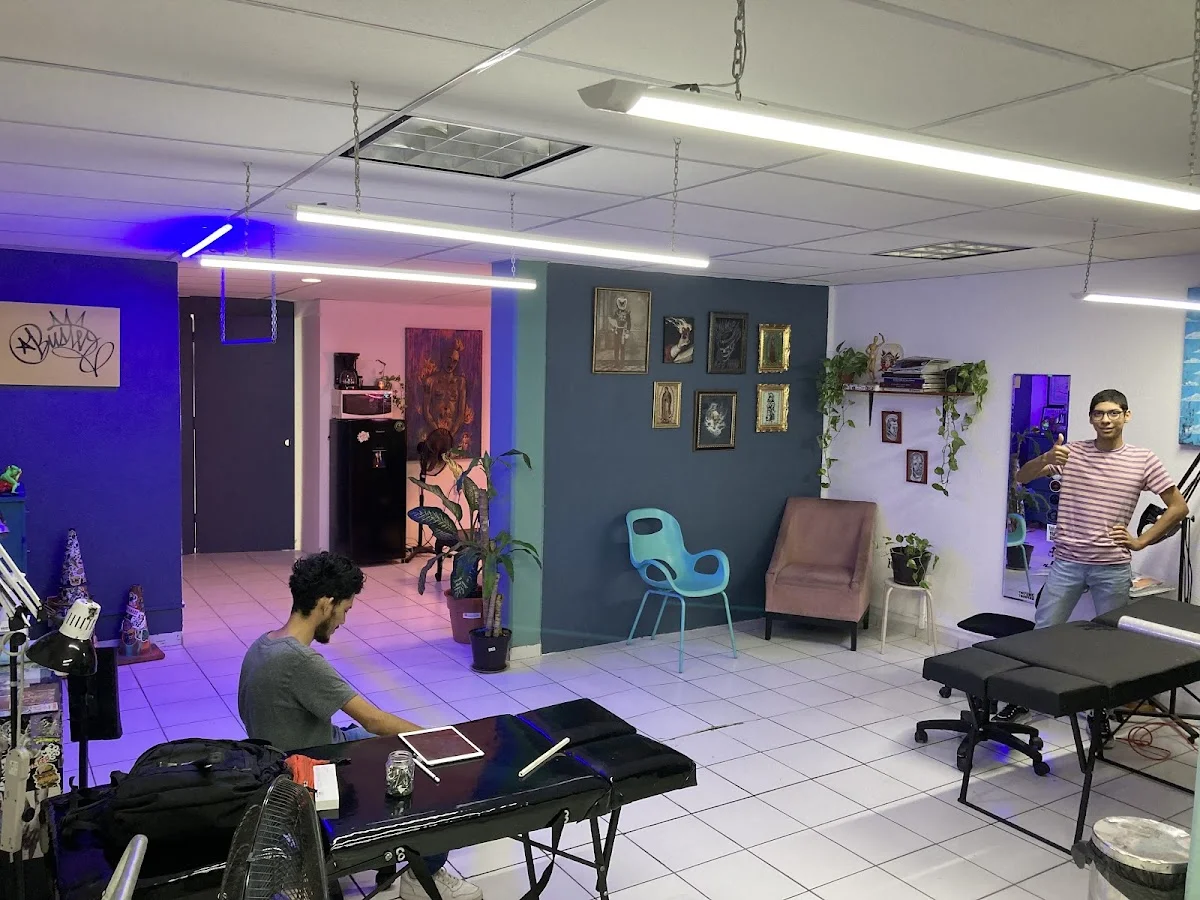 Mala Suerte Ink tattoo shop in Veracruz, Ver.