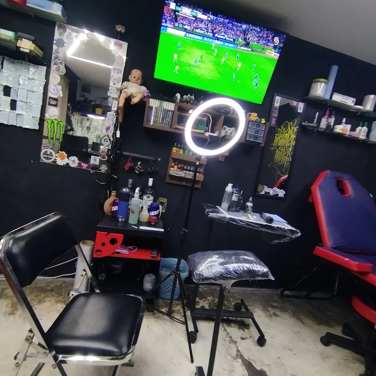 Kiiscka Tattoo tattoo shop in Xochimilco, CDMX