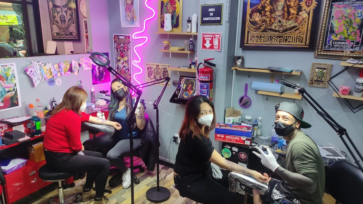 Divino Dolor Tattoo & Piercing Narvarte tattoo shop in Benito Juarez, CDMX