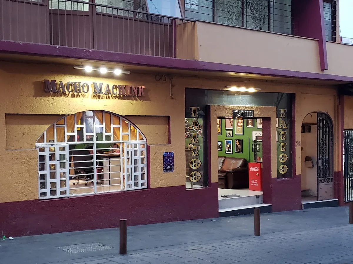 Macho Machink tattoo shop in Cuernavaca, Mor.