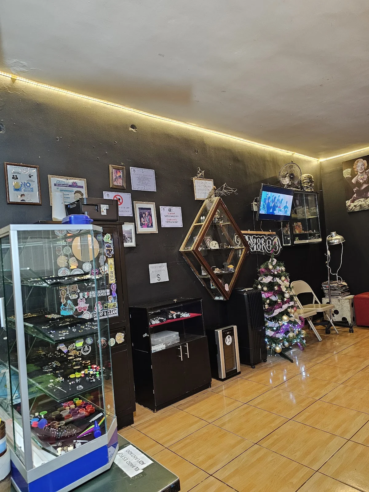 Amargados' Ink tattoo shop in Ciudad Victoria, Tamps.
