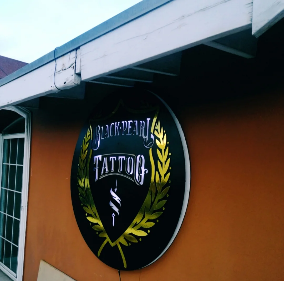 Black Pearl Tattoo tattoo shop in Ensenada, B.C.