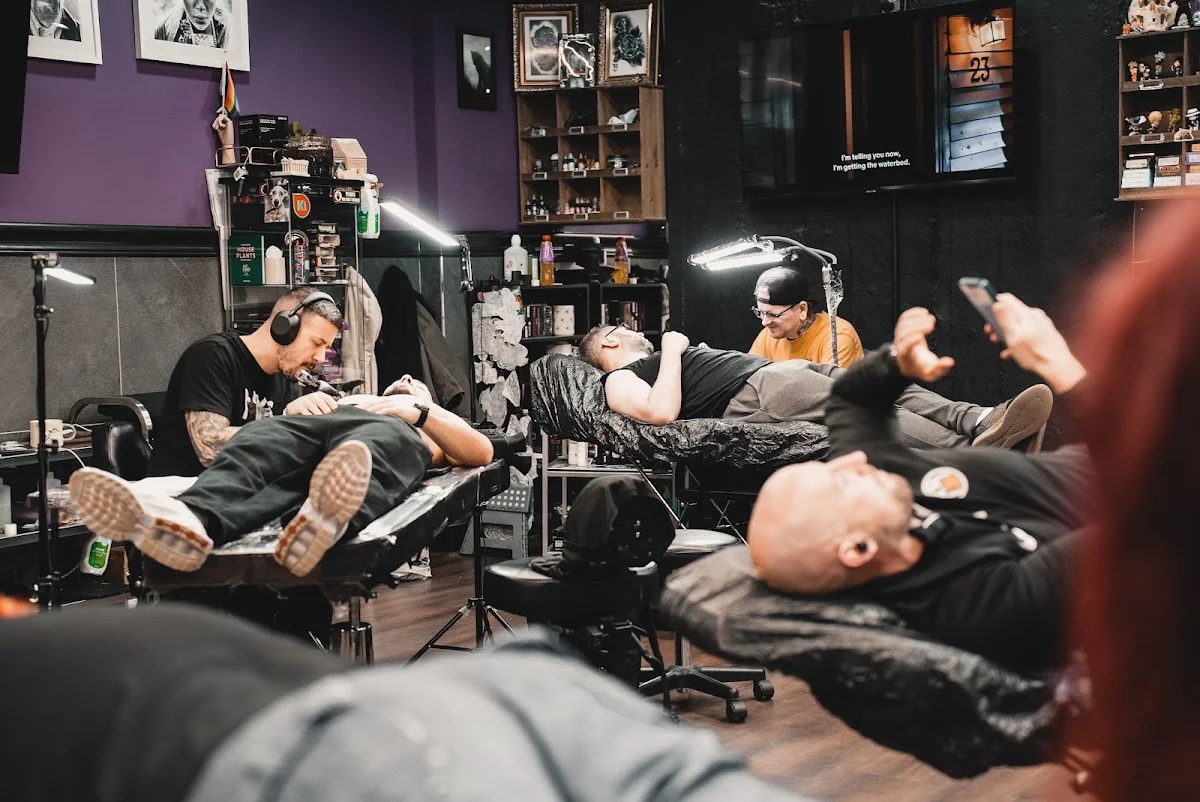 Vivid Ink tattoo shop in Birmingham, ENG