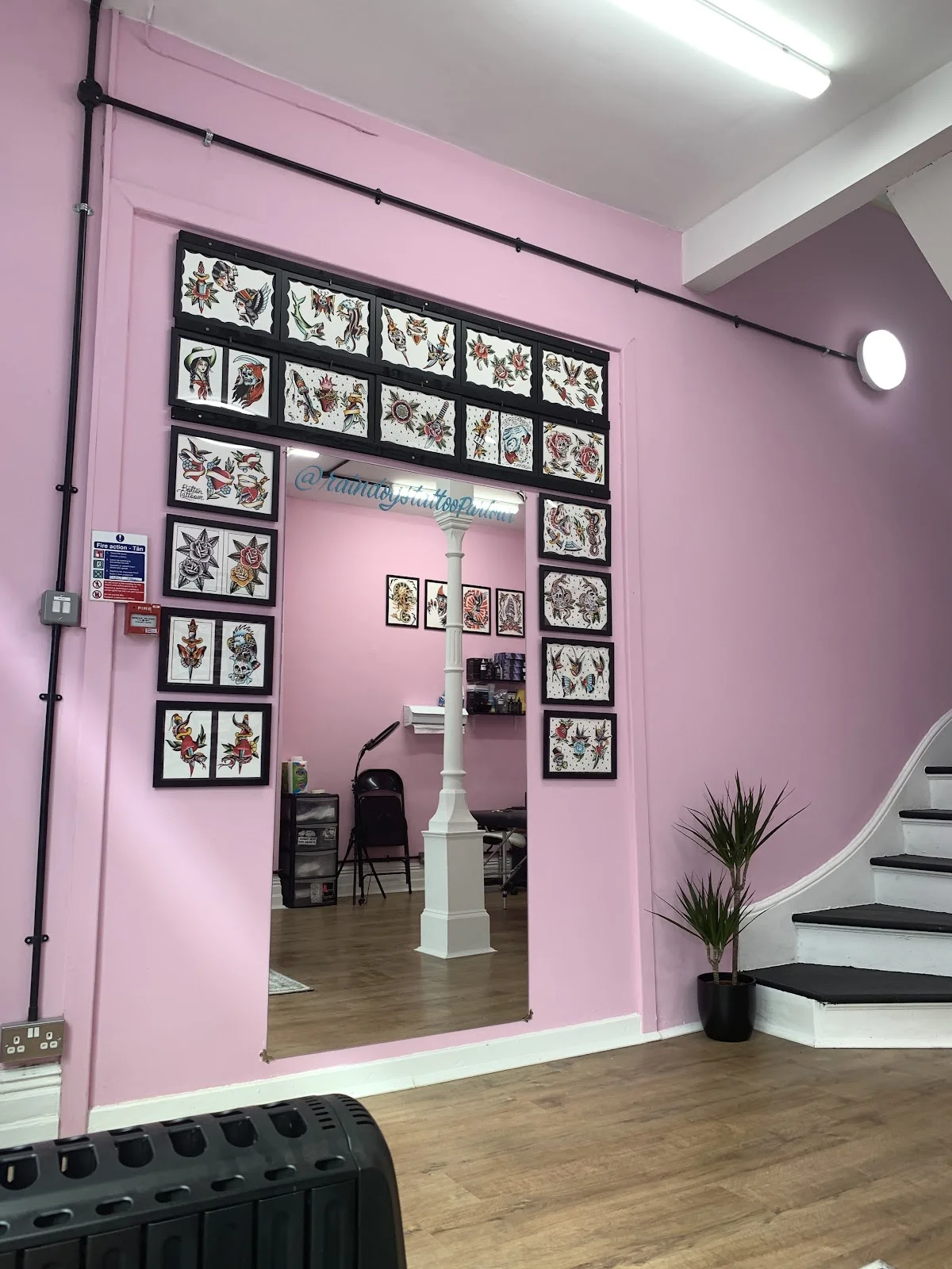 Rain Dogs Tattoo Parlour photo