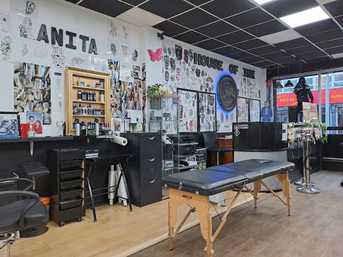 House of Ink tattoo shop in Kingston upon Hull, ENG