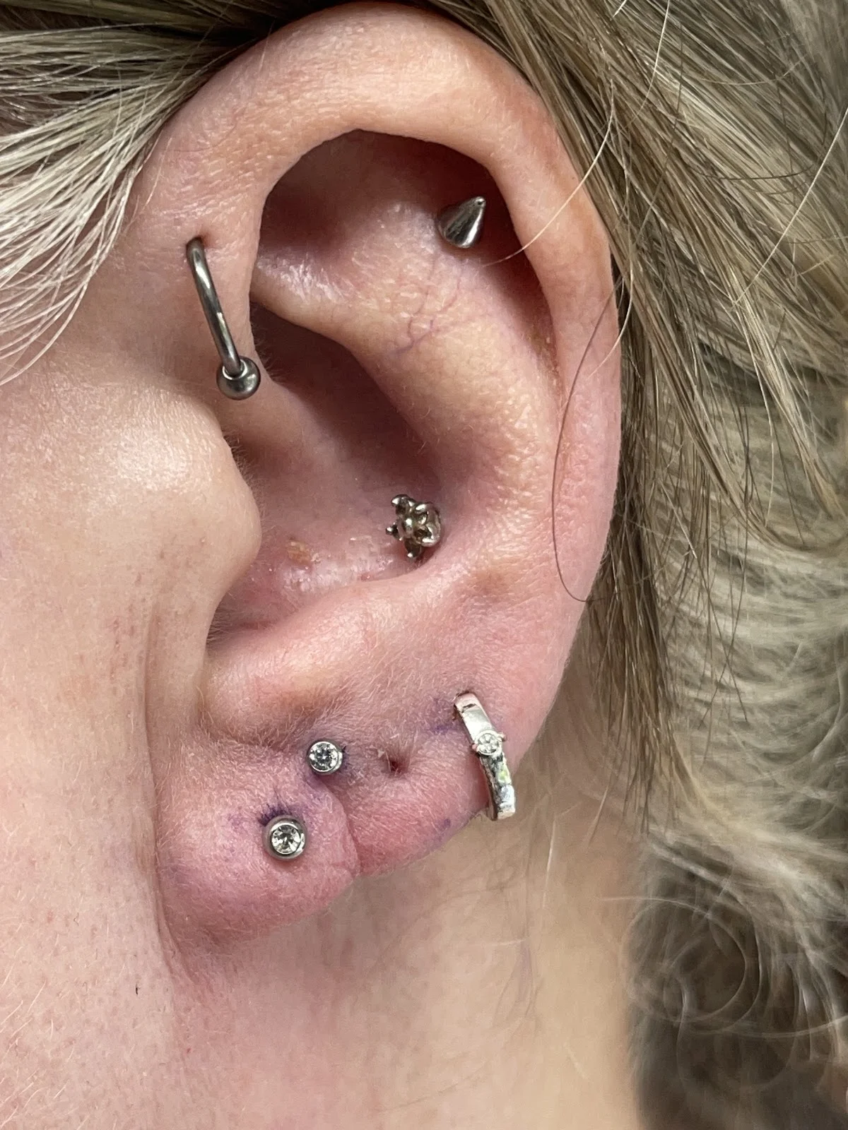 Idle Saints Tattoo and Piercing tattoo shop in Crawley, ENG