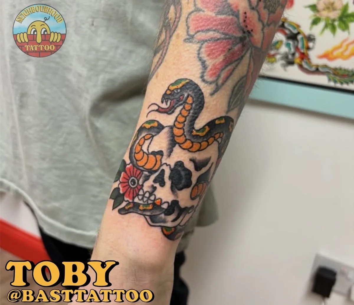 NEIGHBOURHOOD TATTOO photo