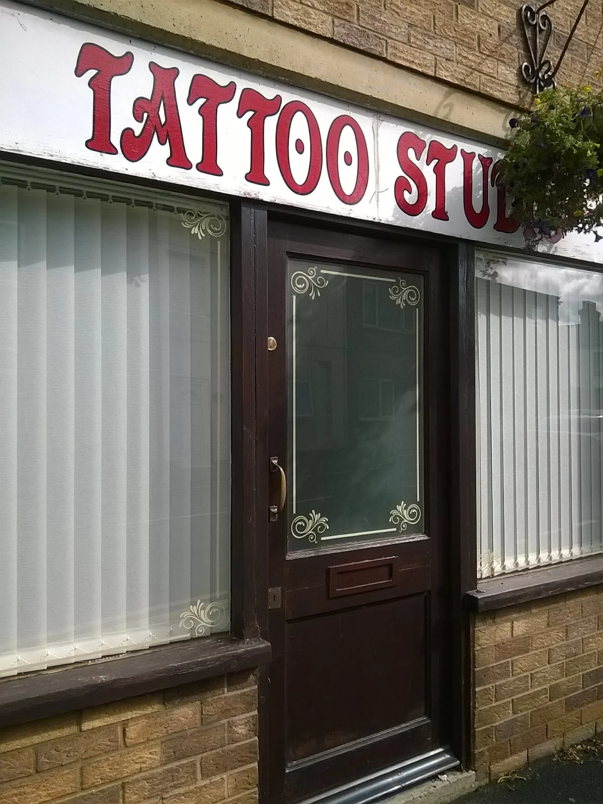 Living Ink Tattoo Studios photo