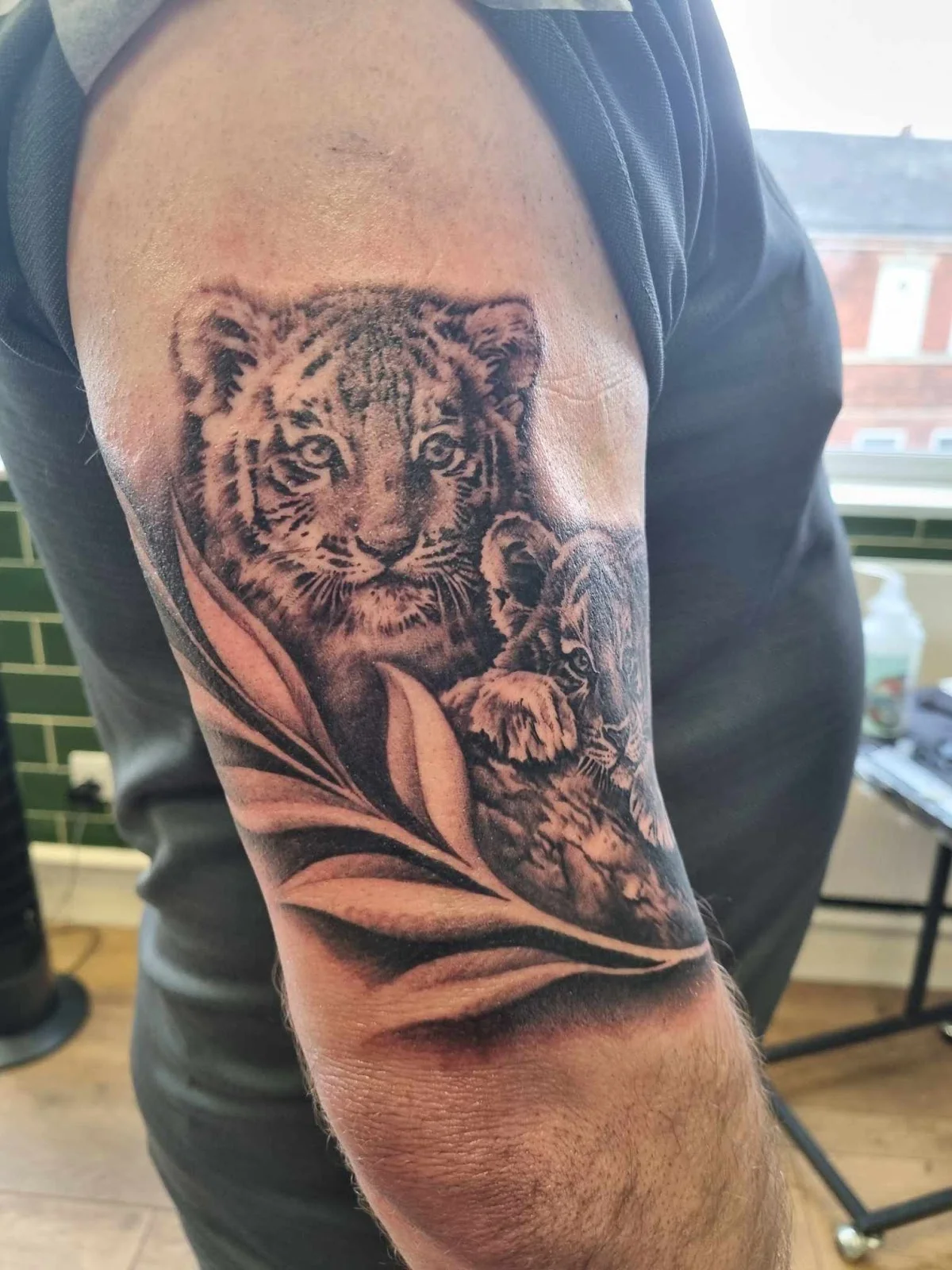 Liberty Bell Tattoo Parlour tattoo shop in Grimsby, ENG