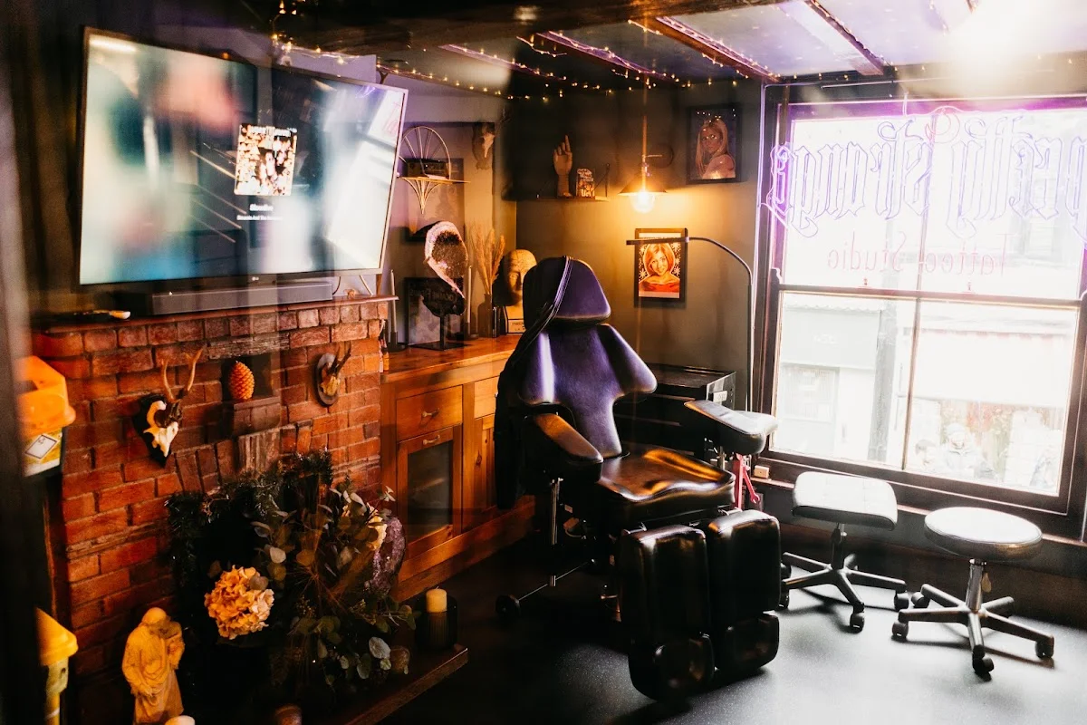 Pretty Strange Tattoo Studio photo