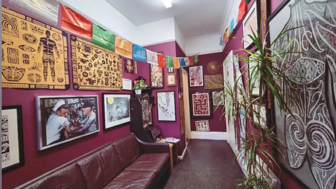 Higgins and Co Tattoo tattoo shop in Eastbourne, ENG