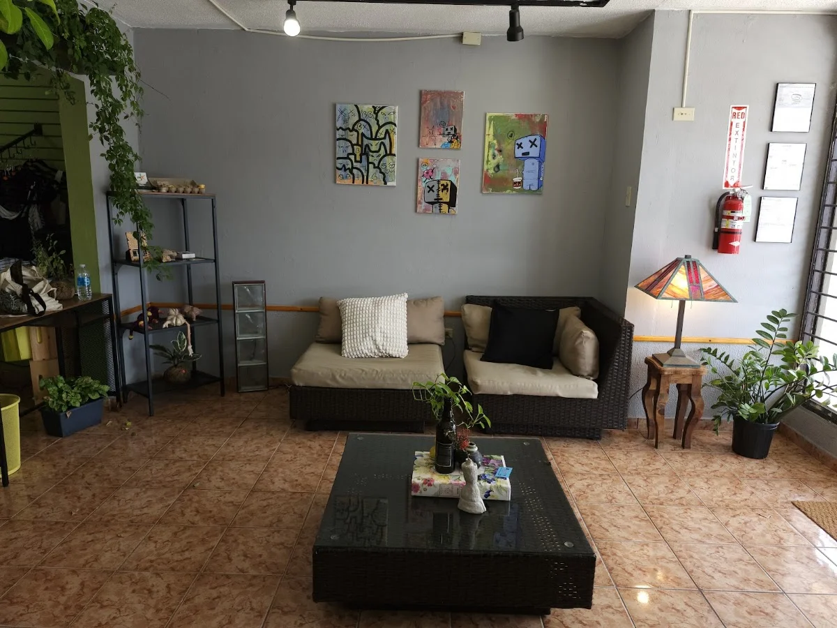 Pata e' Cabra Tattoo & Thrift Shop tattoo shop in Bayamon, PR