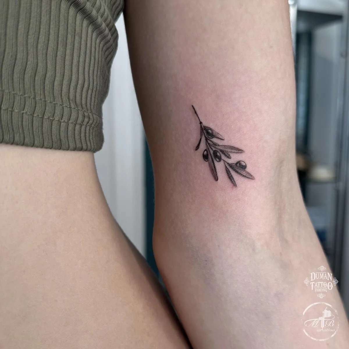 Duman Tattoo Studio tattoo shop in Genoa, GE