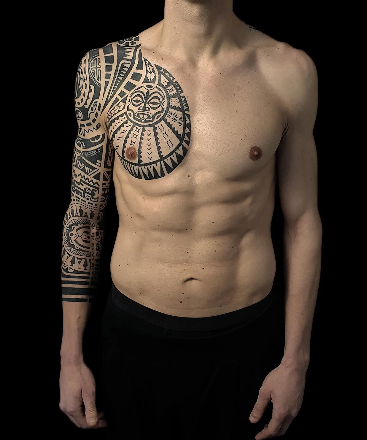 DARKO tattoo & piercing tattoo shop in Bologna, BO
