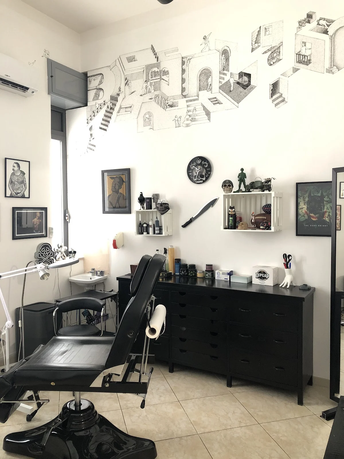 Endo Tattoo tattoo shop in Bari, BA