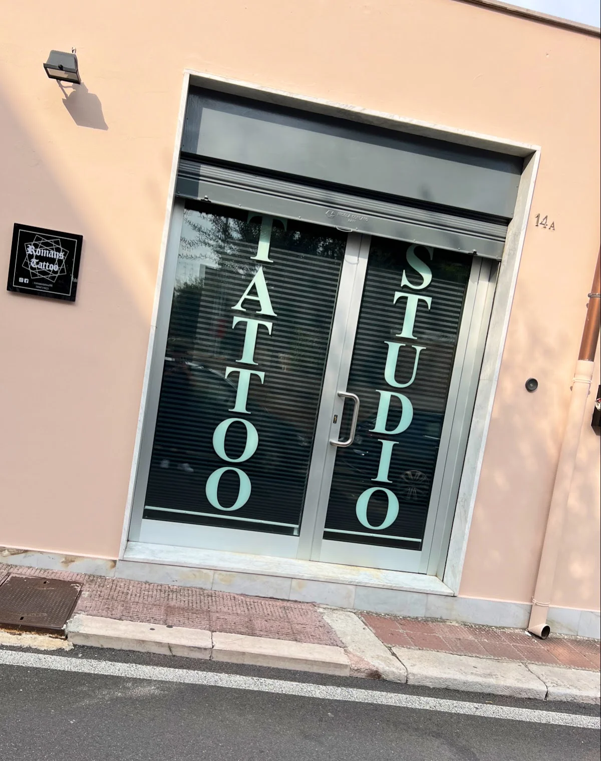 ROMANS TATTOO tattoo shop in Bari, BA