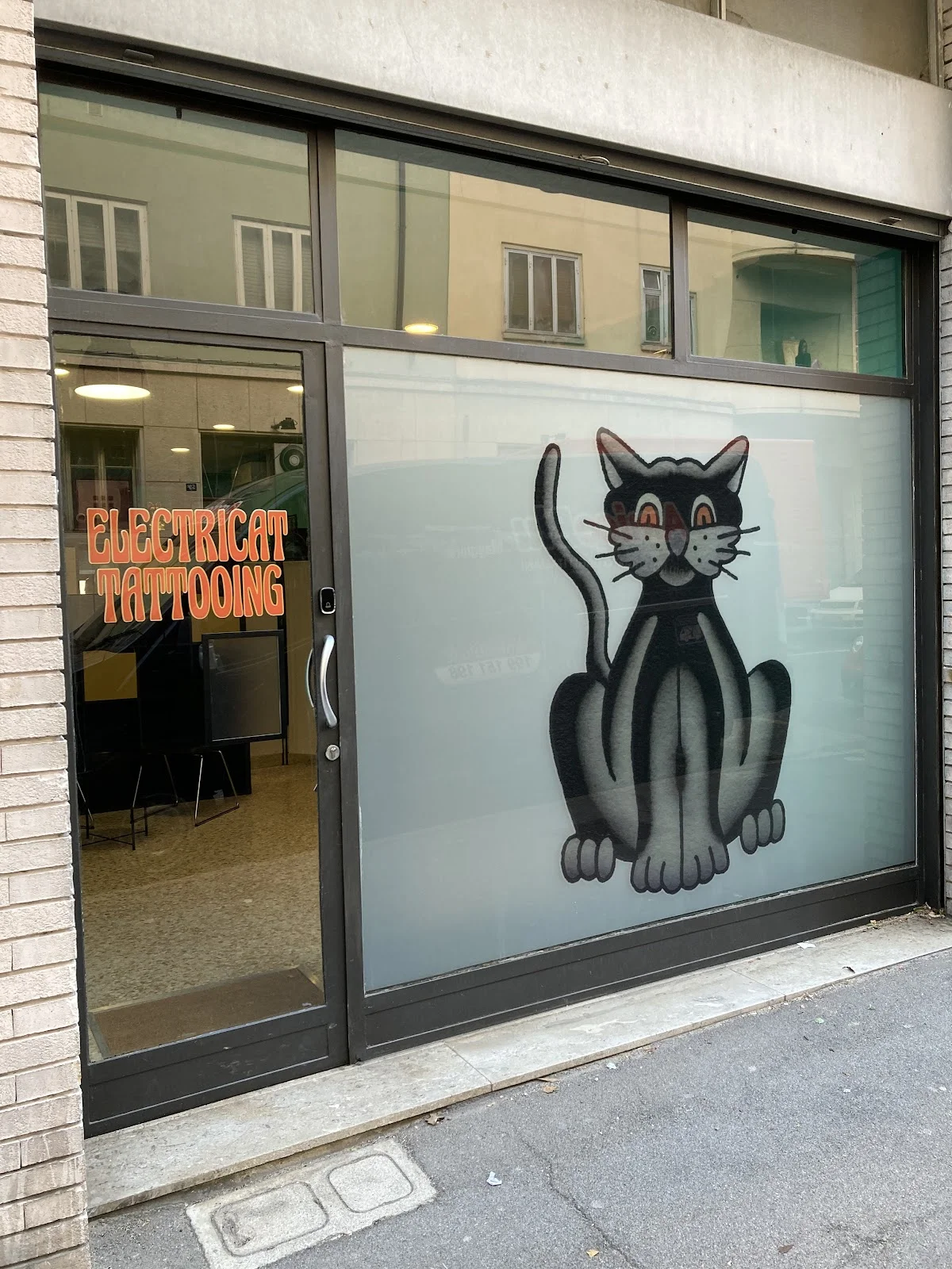 ELECTRICAT TATTOOING tattoo shop in Trieste, TS