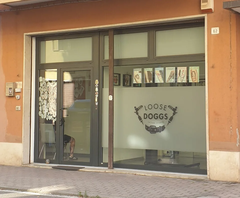 Loose Doggs Tattoo Studio tattoo shop in Mestre, VE